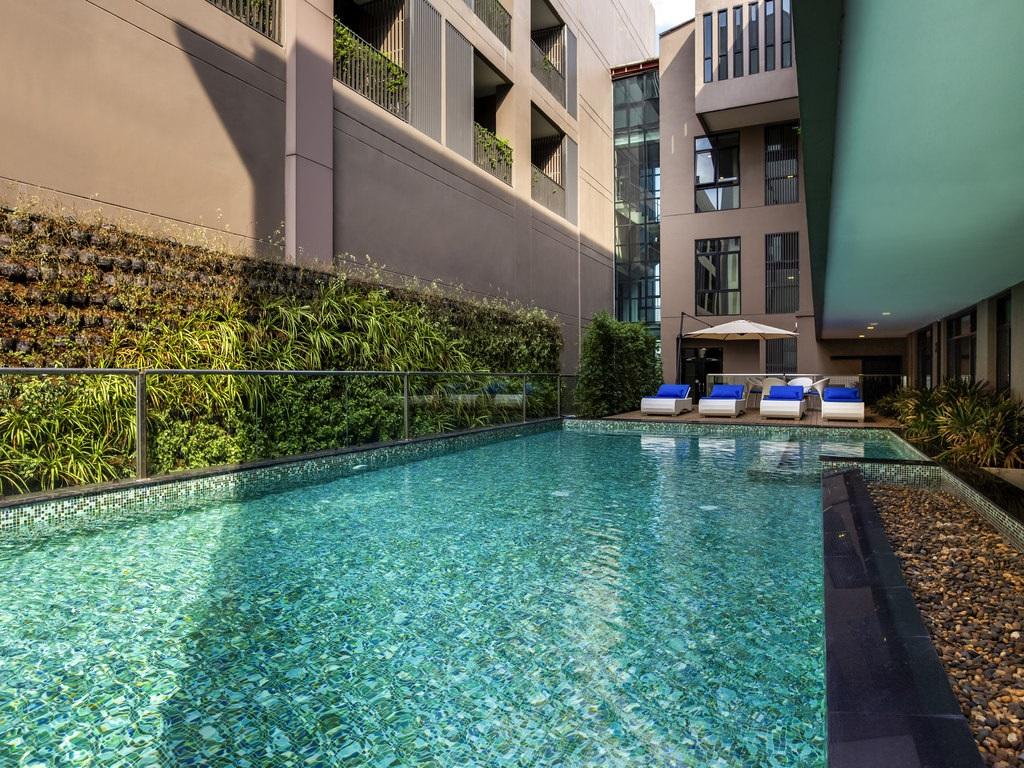 Metropolis Suites Bangkok, Tapestry Collection By Hilton Banguecoque Exterior foto