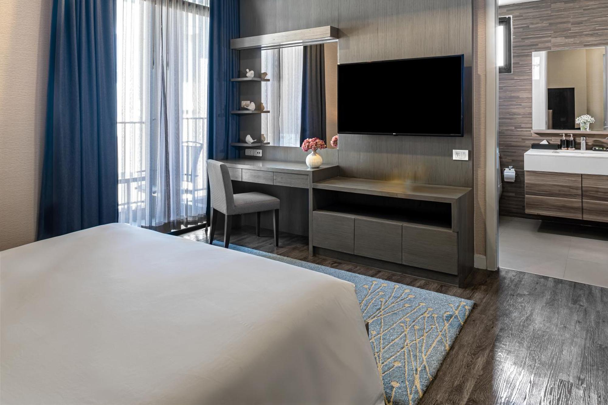 Metropolis Suites Bangkok, Tapestry Collection By Hilton Banguecoque Exterior foto
