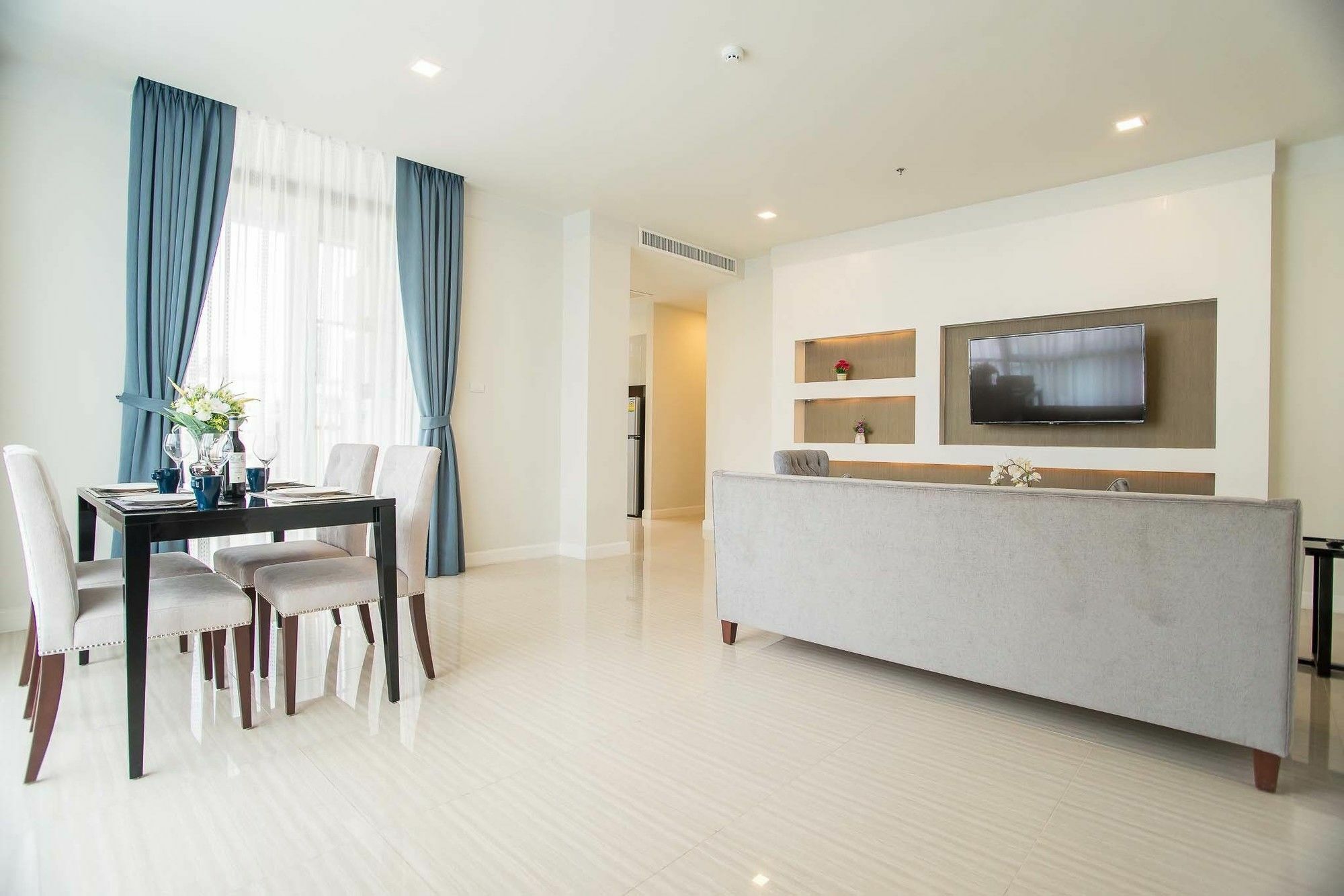 Metropolis Suites Bangkok, Tapestry Collection By Hilton Banguecoque Exterior foto