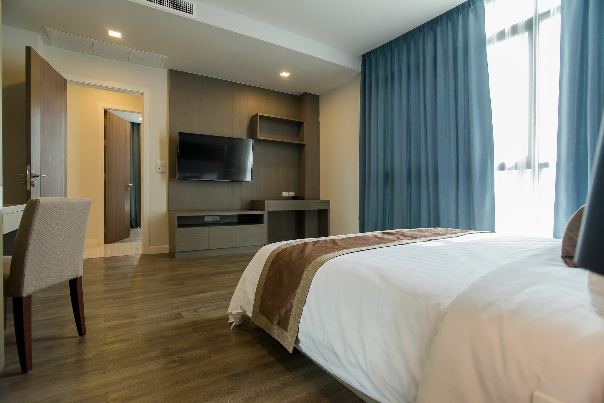 Metropolis Suites Bangkok, Tapestry Collection By Hilton Banguecoque Exterior foto
