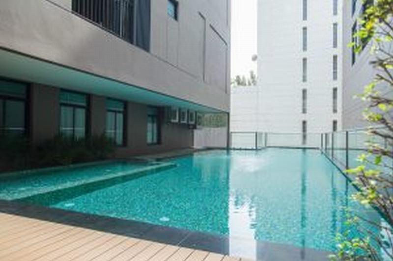 Metropolis Suites Bangkok, Tapestry Collection By Hilton Banguecoque Exterior foto